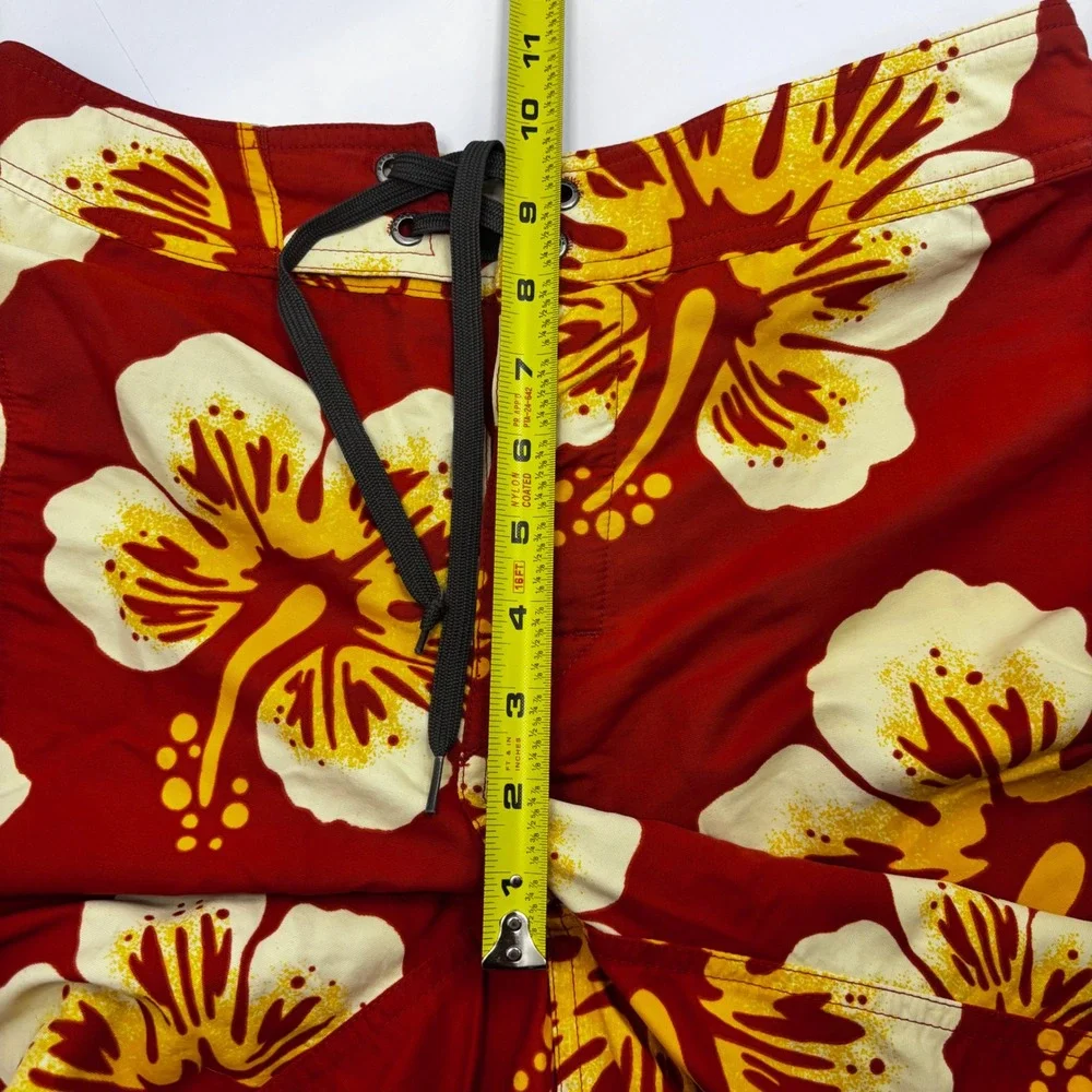 Patagonia Mens Hibiscus Floral Board Shorts Red Yellow 28 Swim Trunks 9‎ Inseam